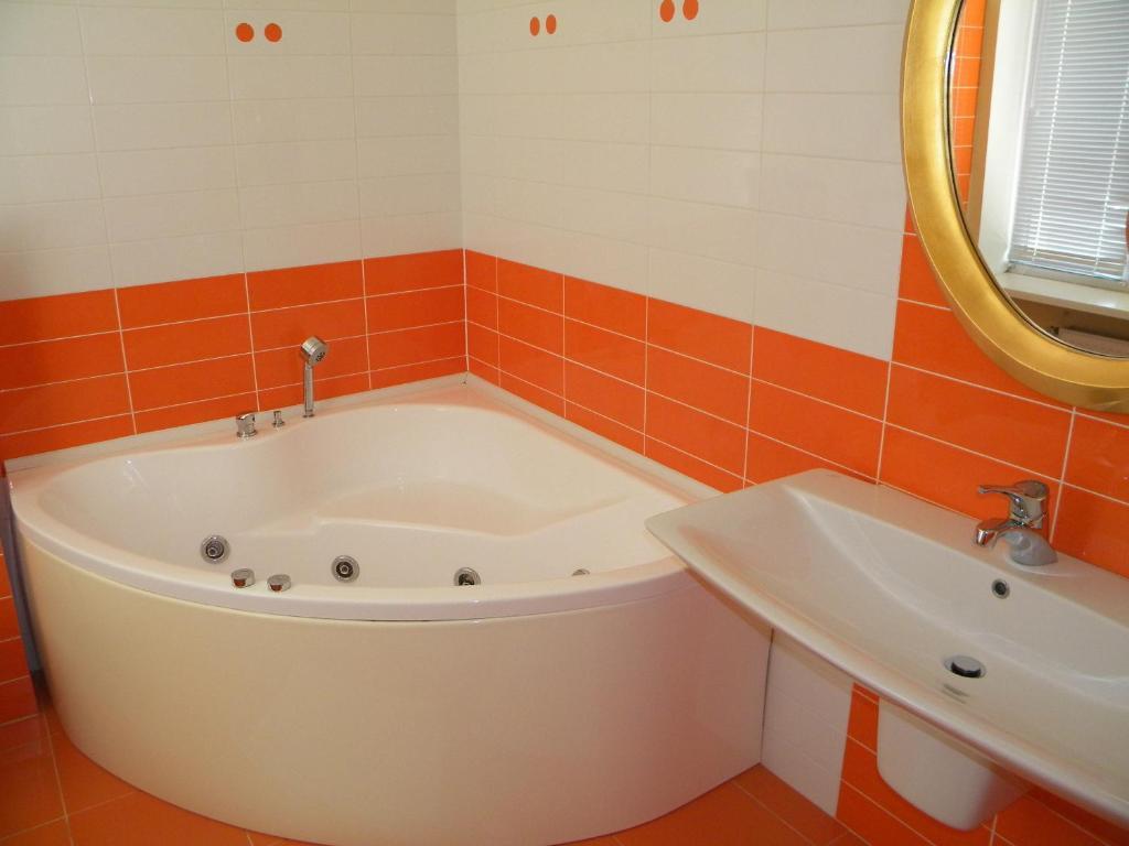 Gloria Mini-Hotel Chişinău Extérieur photo