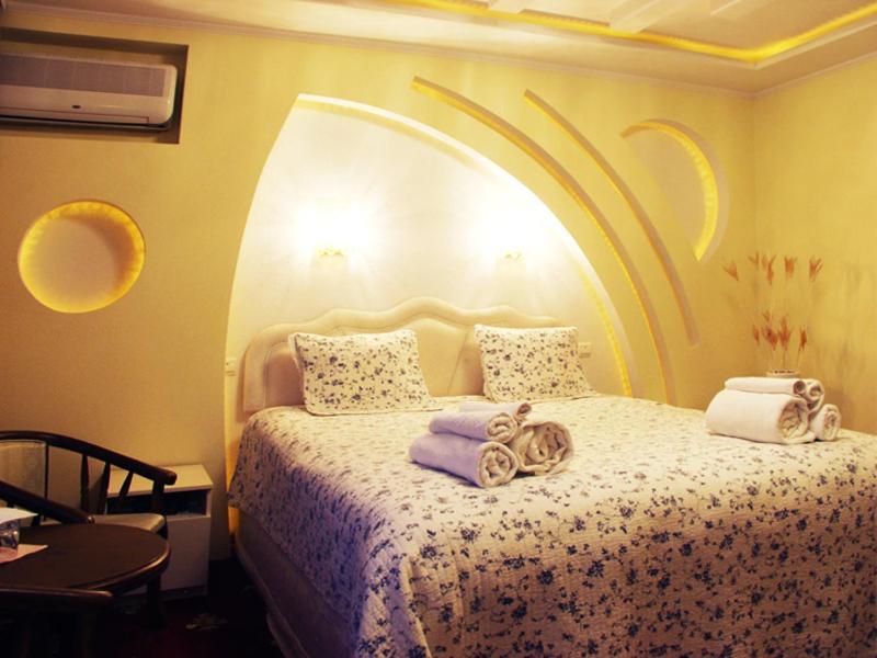 Gloria Mini-Hotel Chişinău Extérieur photo